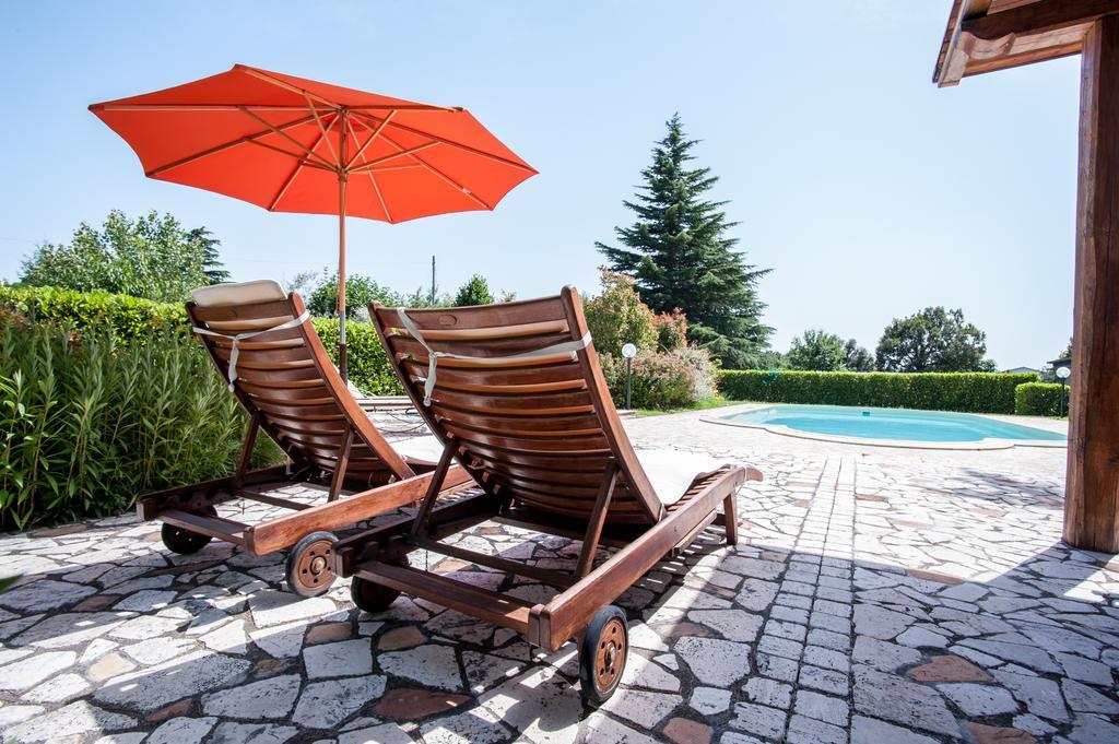 La Villa Di Lucia Viterbo Ruang foto