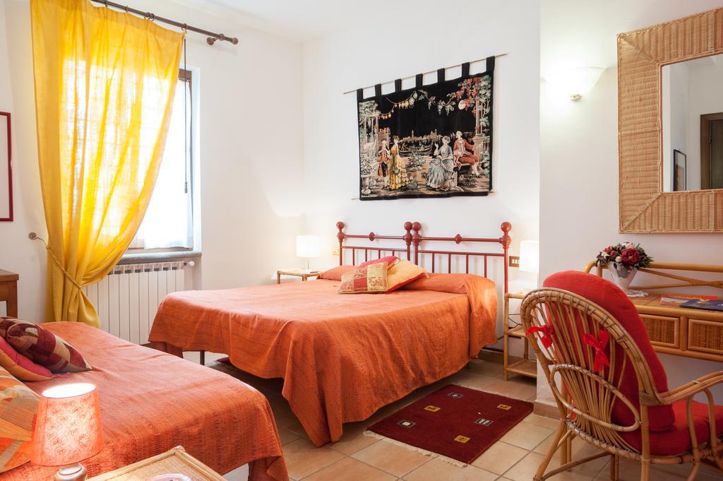 La Villa Di Lucia Viterbo Bagian luar foto